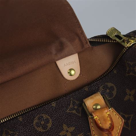 mi louis vuitton code|louis vuitton purse serial number lookup.